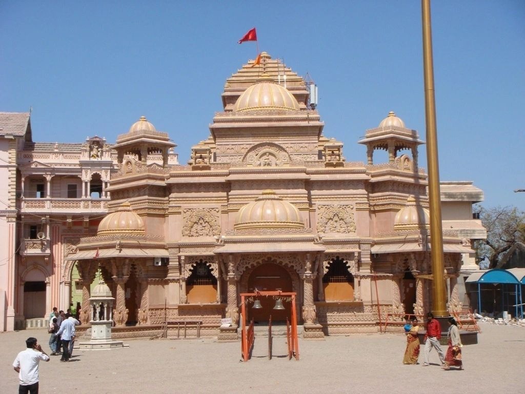 Exterior Reception Hall Real Photo